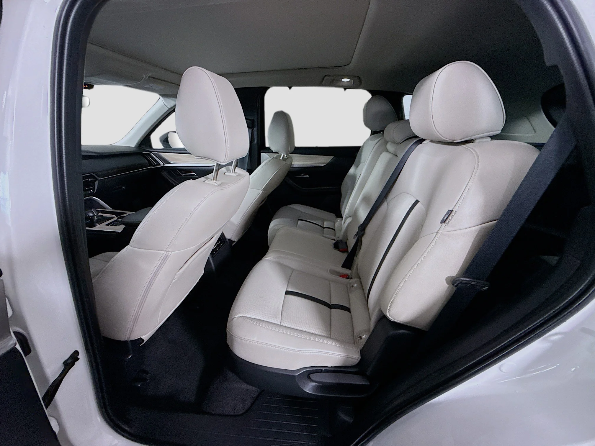Used 2025 Rhodium White Premium Mazda Premium Package image 21