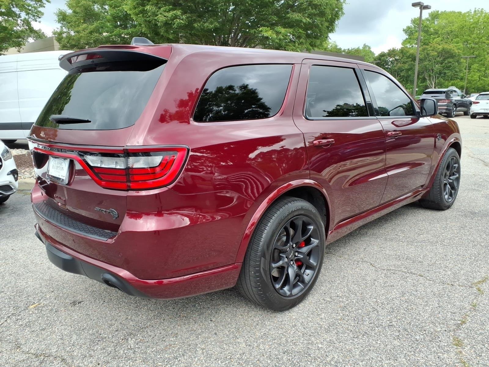 Used 2024 Octane Red Pearlcoat Dodge SRT Hellcat Premium image 6
