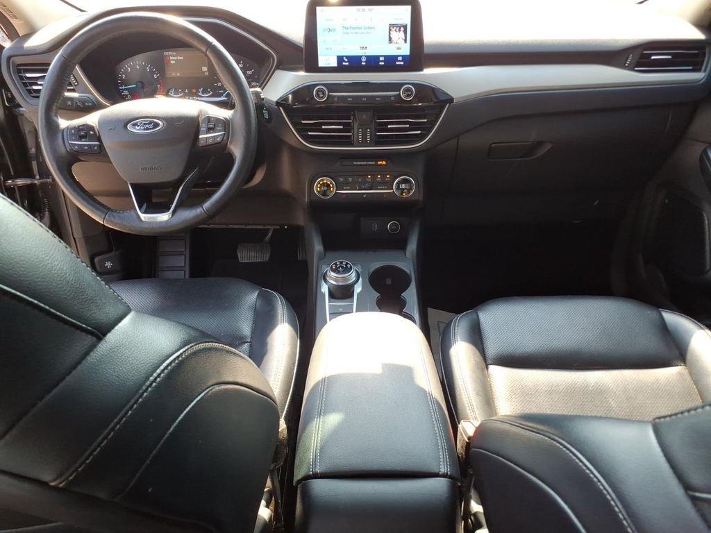 Used 2020 Gray Ford SEL image 12