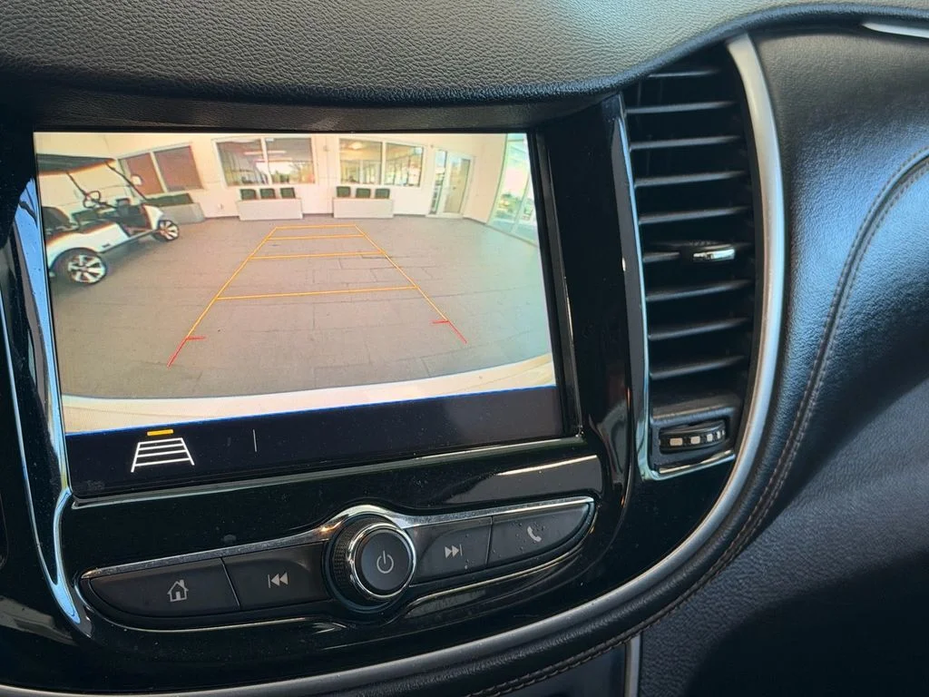 Used 2018 White Chevrolet LS image 11