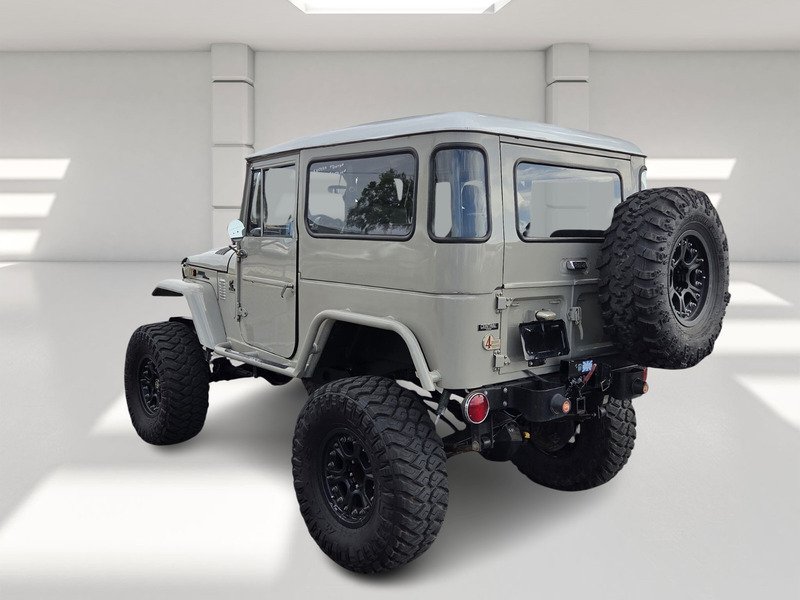 Used 1973  TOYOTA FJ40 image 3