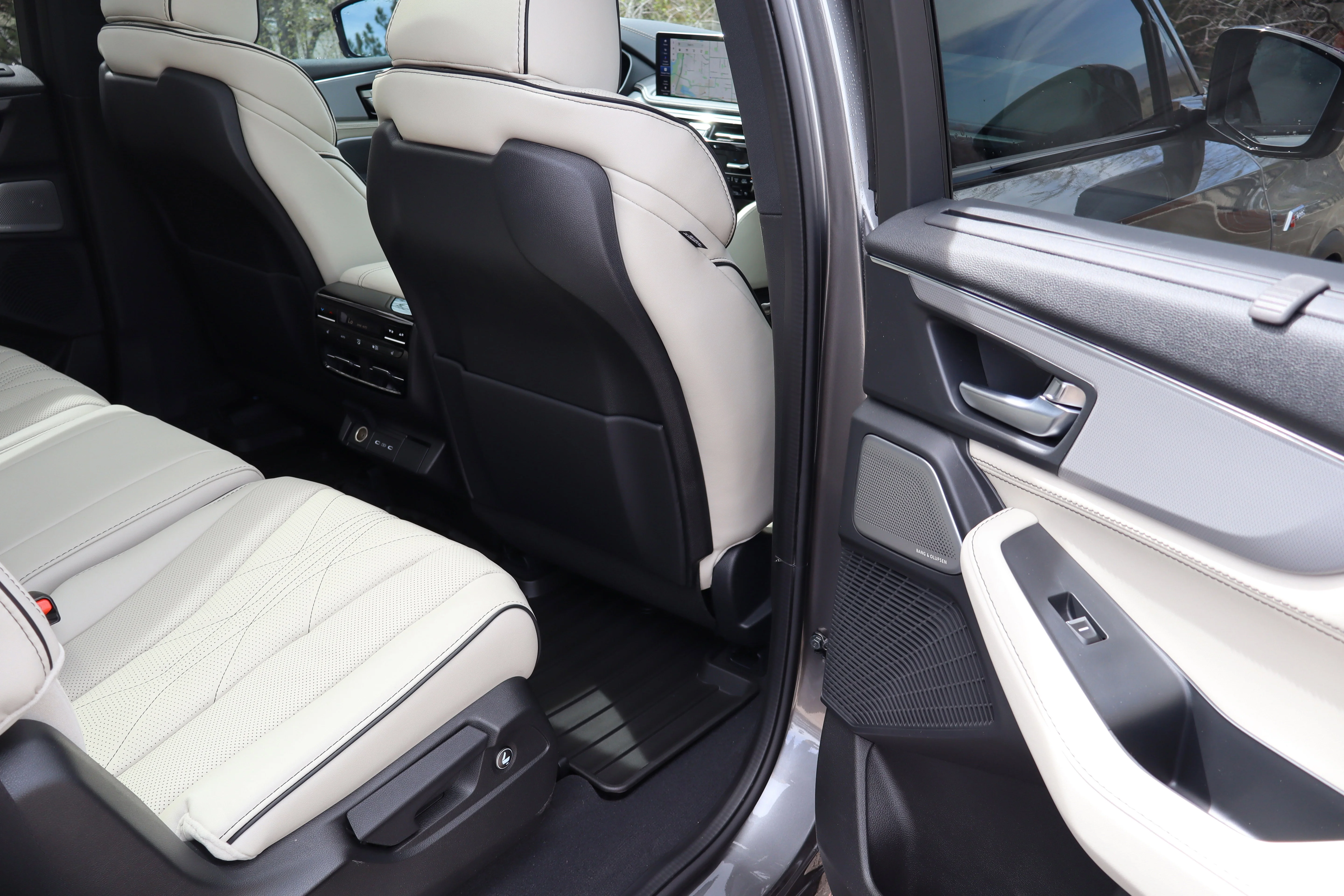 New 2026 Liquid Carbon Metallic Acura w/A-Spec Advance Package image 31
