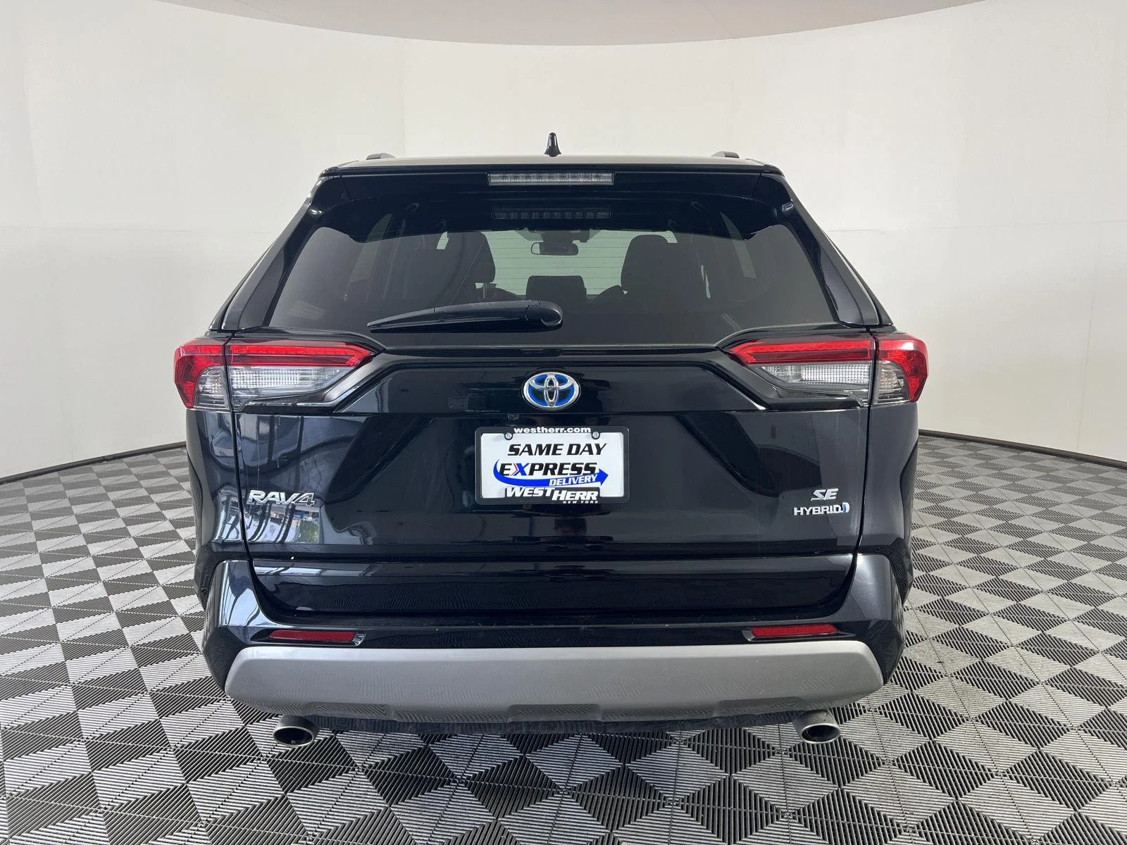Used 2022 Midnight Black Metallic Toyota Hybrid SE image 4