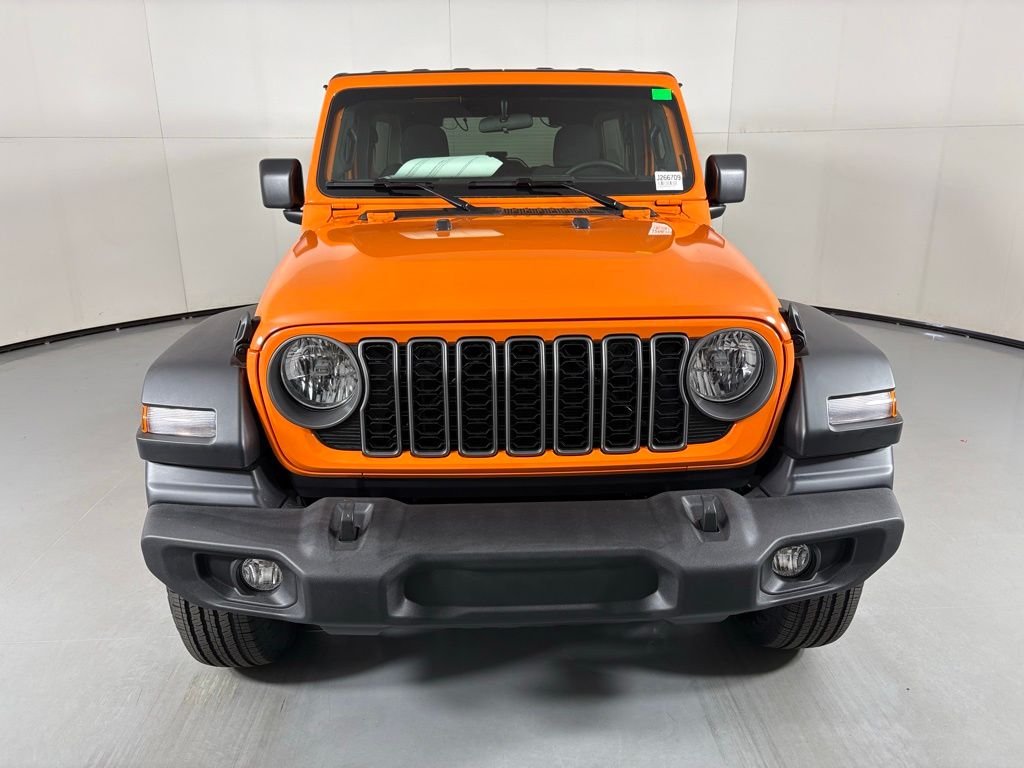 New 2026 Joose Exterior Paint Jeep Sport image 3