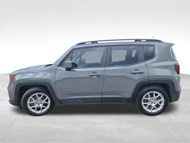 Used 2020 Gray Jeep Latitude image 4
