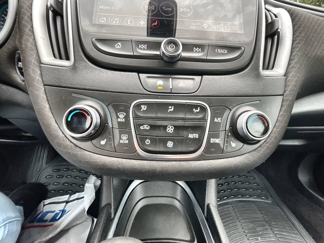 Photo 18