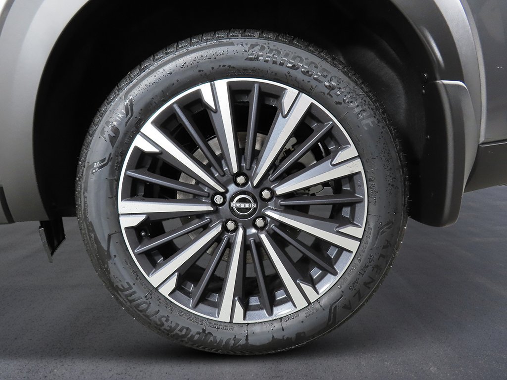 New 2026 Gun Metallic Nissan Platinum image 9