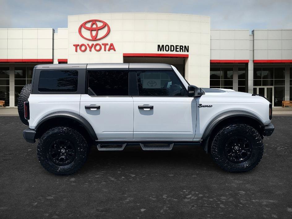 Used 2023 Oxford White Ford Wildtrak image 4