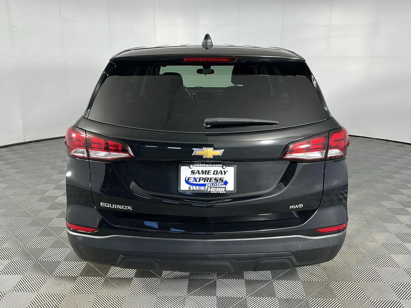 Used 2024 Mosaic Black Metallic Chevrolet  image 7