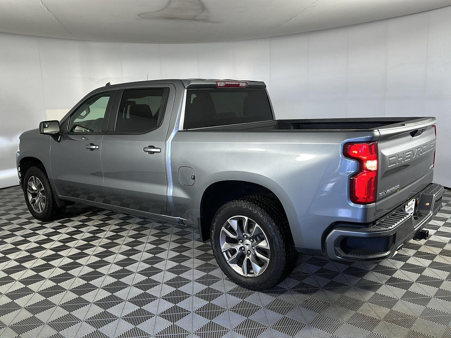 Used 2021 Steel Metallic Chevrolet RST image 4