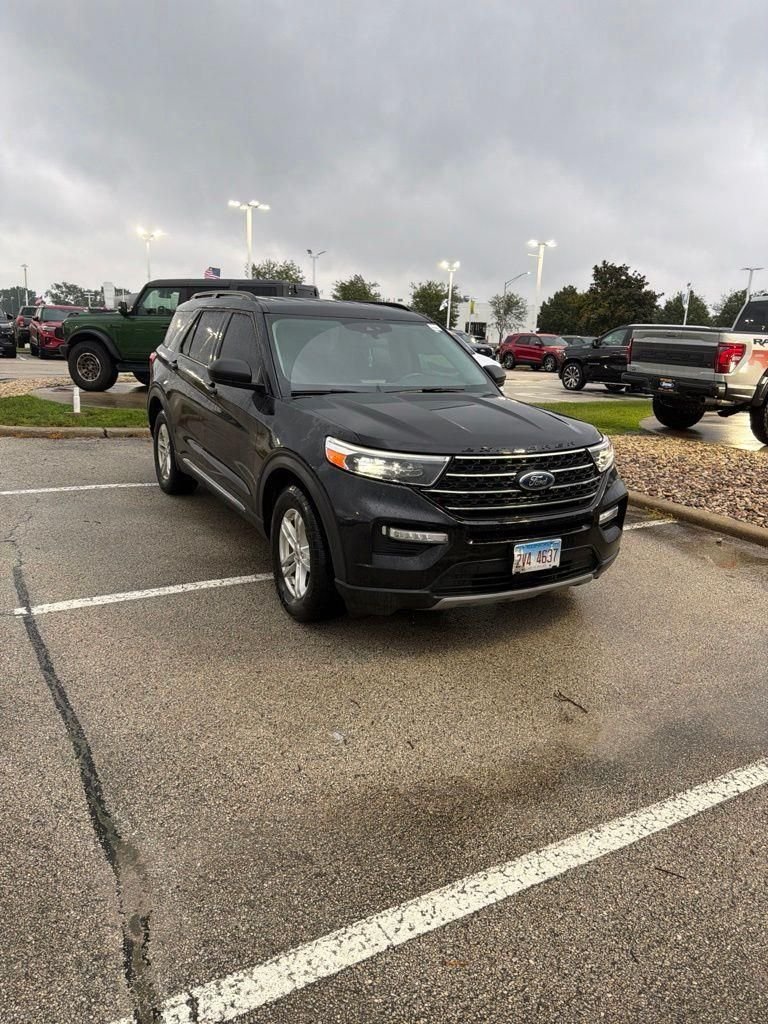 Used 2020 Ford Explorer XLT with VIN 1FMSK8DH4LGC97671 for sale in Matteson, IL