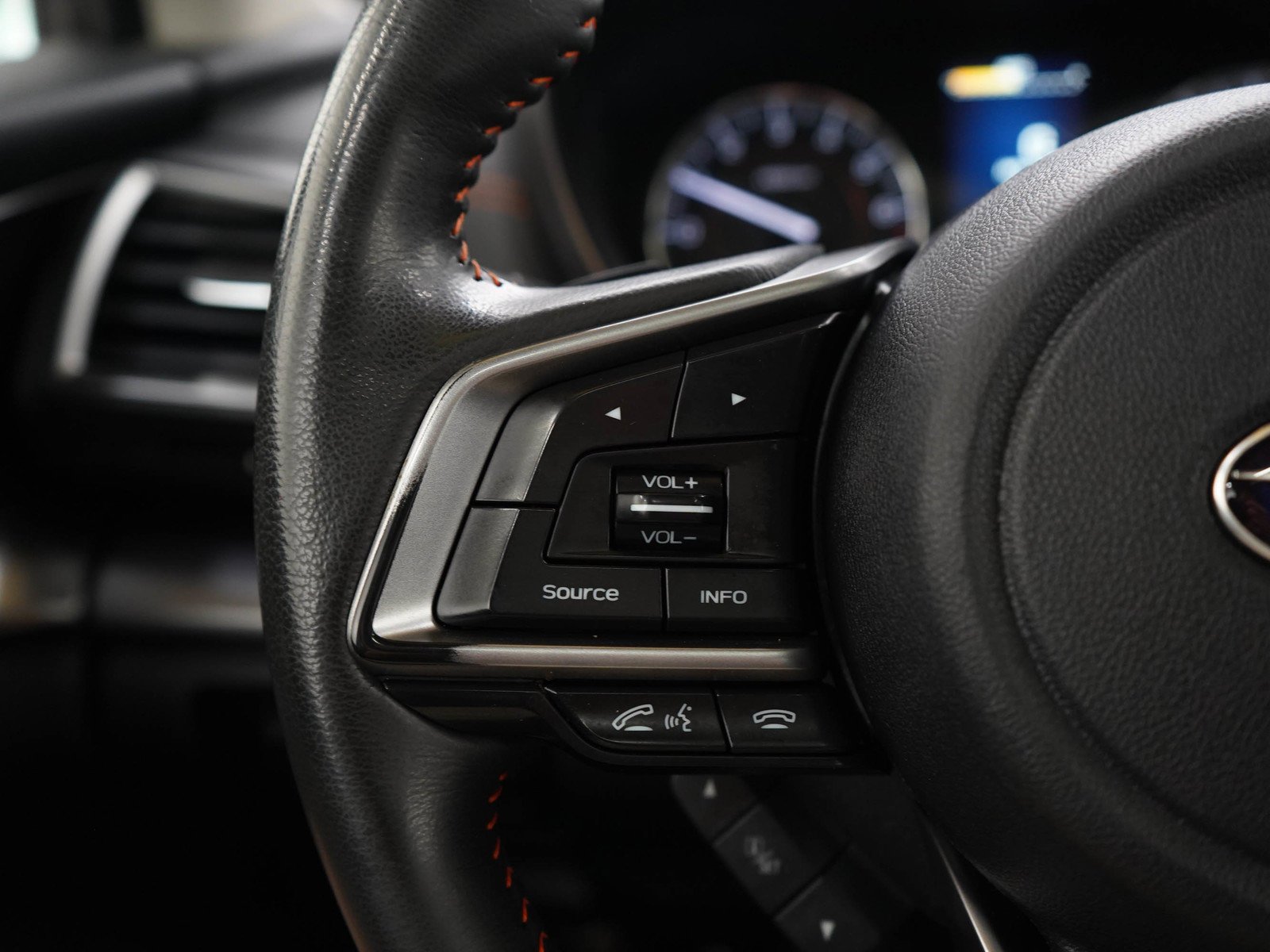 Used 2020 Magnetite Gray Metallic Subaru Limited image 24