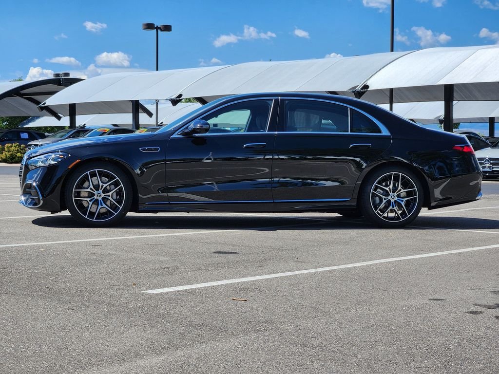 New 2027 Obsidian Black Metallic Mercedes-Benz S 580 4MATIC® image 5