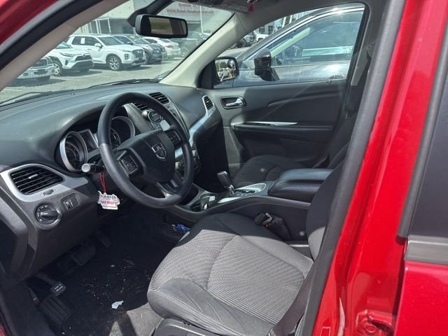Used 2018 Red Dodge SE image 17
