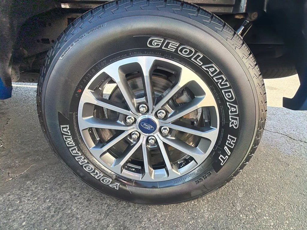Used 2018 Lightning Blue Ford XLT image 52