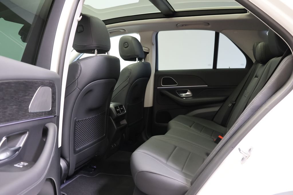 Certified Used 2026 Polar White Mercedes-Benz GLE 350 image 44