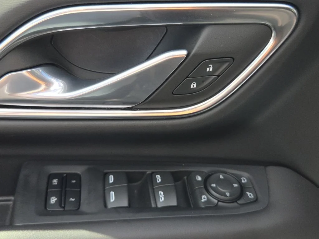 Used 2023 Gray Chevrolet RST image 42