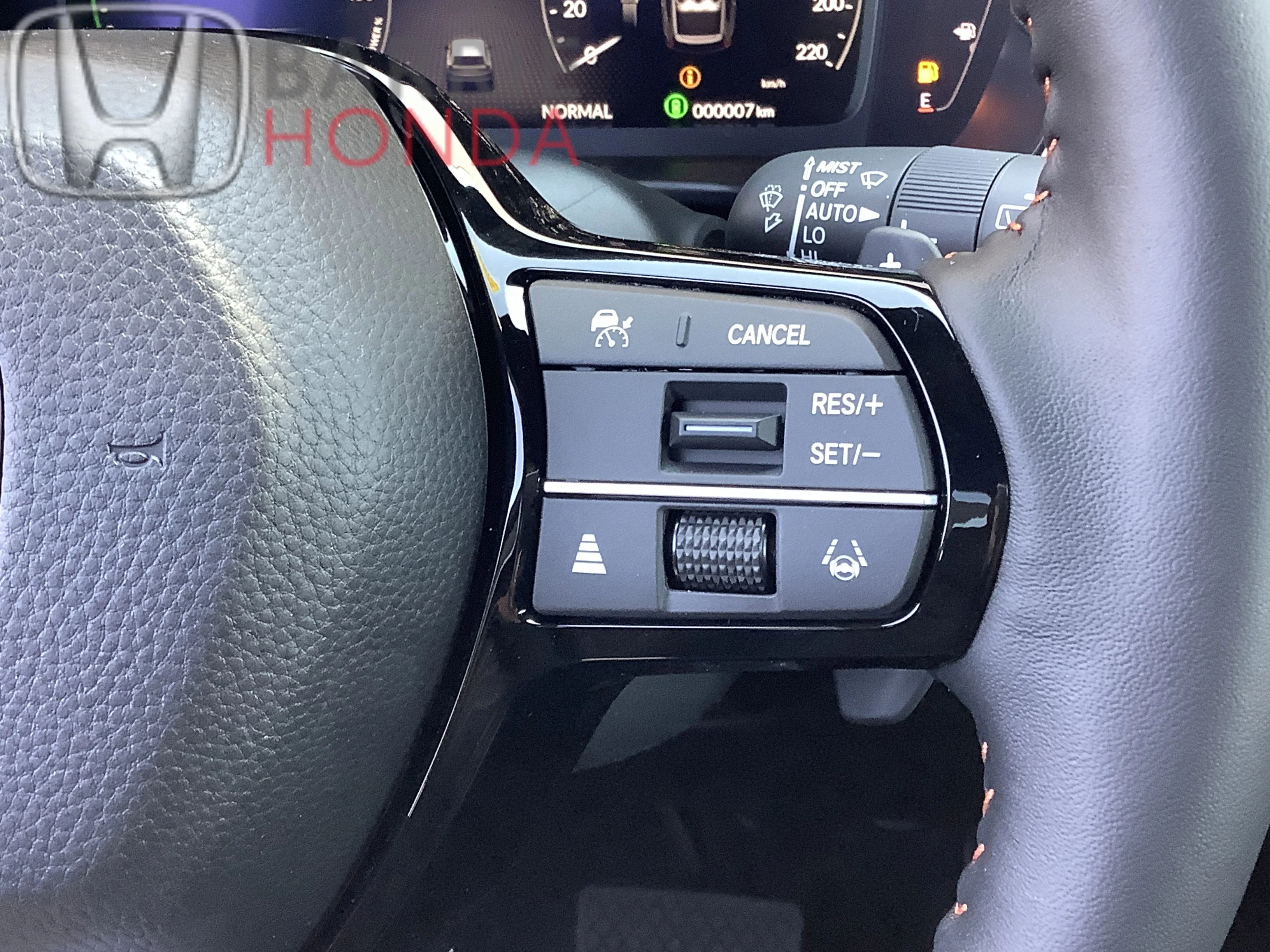 New 2026 Urban Gray Pearl Honda Touring image 12