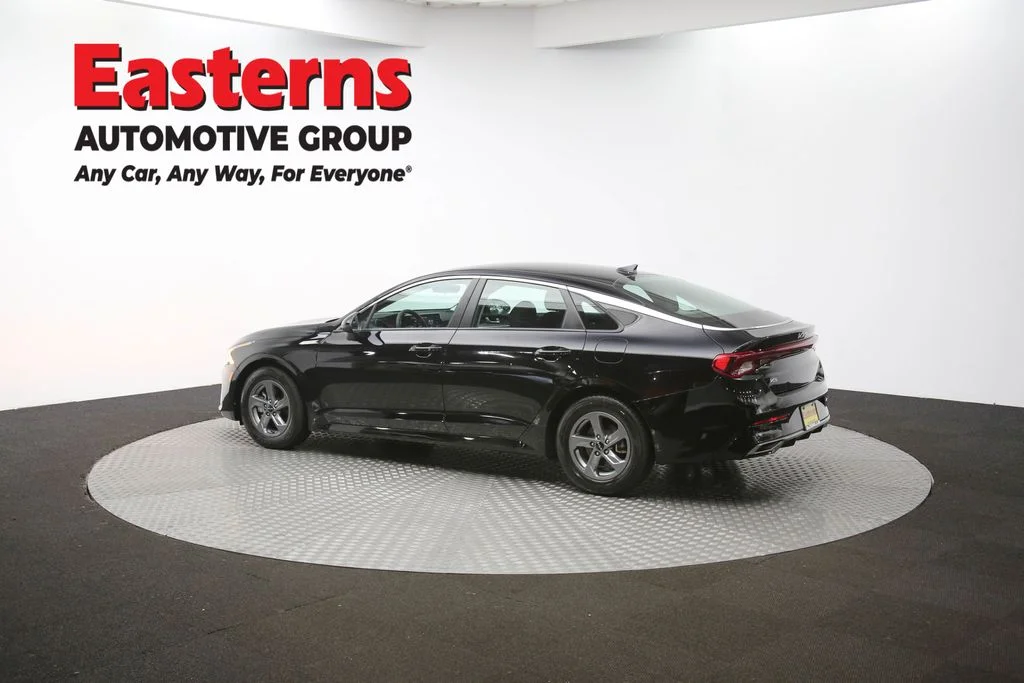 Used 2024 Gray Nissan SV image 62