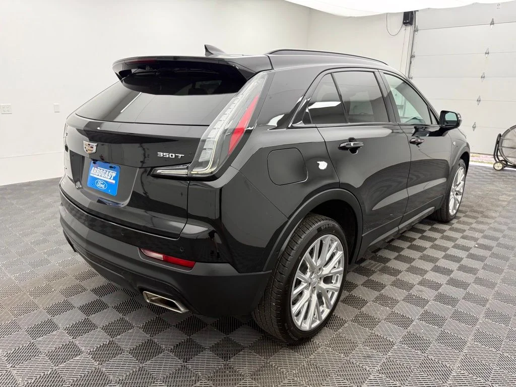 Used 2022 Black Cadillac Sport image 8