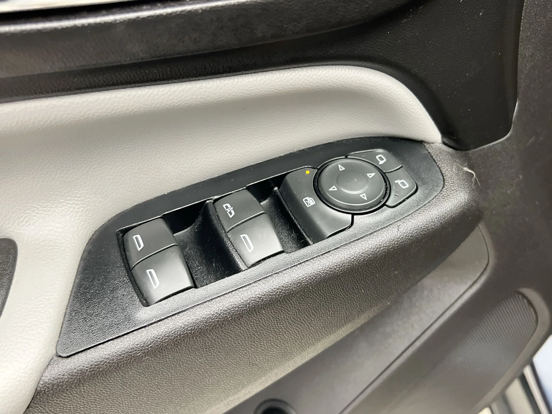 Used 2019 Blue Chevrolet LT image 23