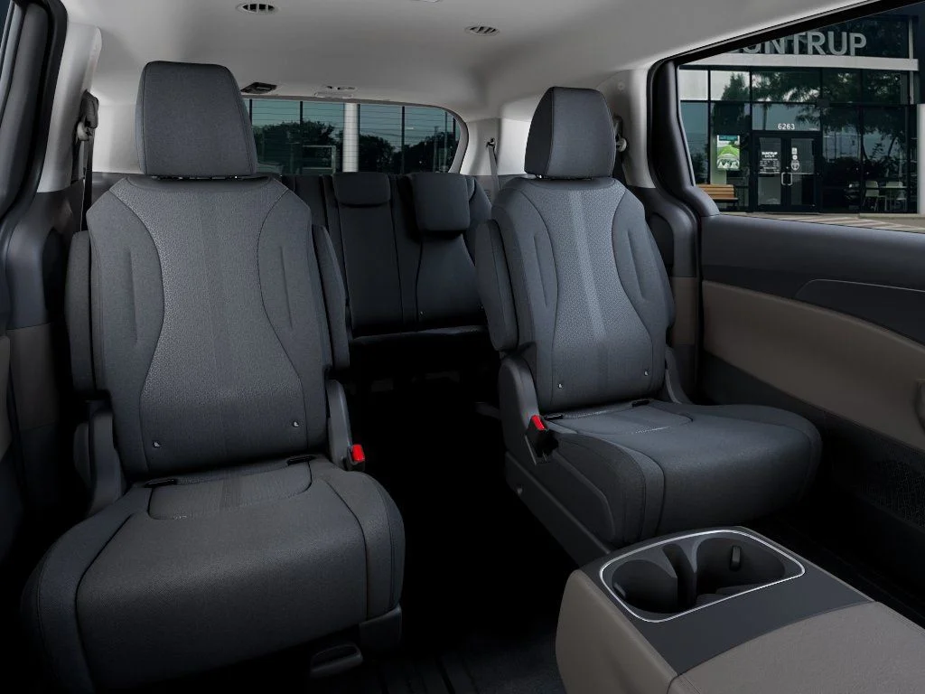 New 2026 Deep Chroma Blue Kia LX image 17