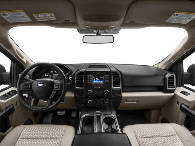Used 2017 Magnetic Ford XLT image 4