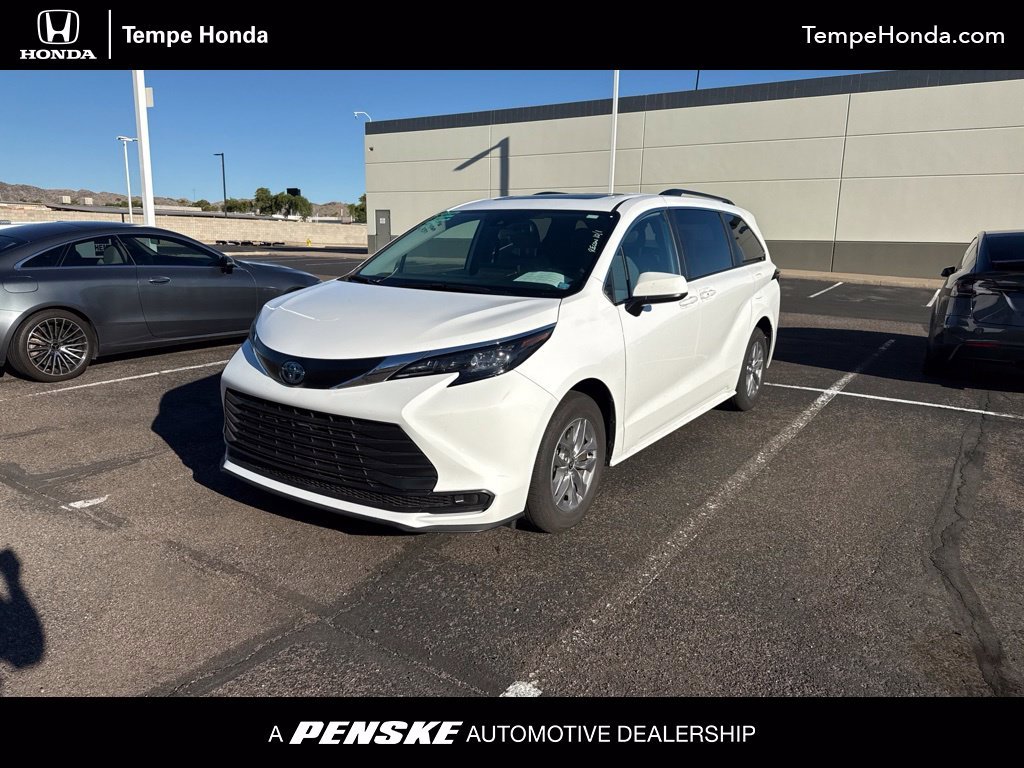 2025 Toyota Sienna