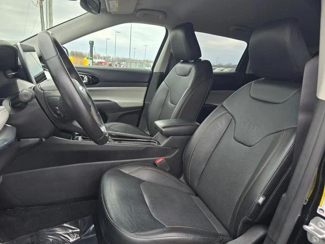 Used 2022 Black Jeep Limited image 16
