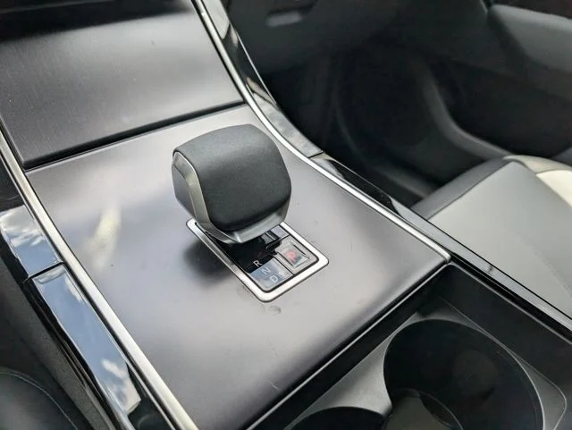 2026 Land Rover Range Rover Velar Dynamic SE - Photo 18