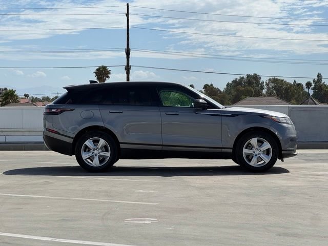 Used 2023 Eiger Gray Metallic Land Rover S image 28