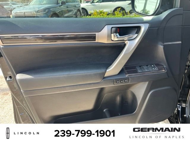 Used 2021 Black Lexus 460 image 10