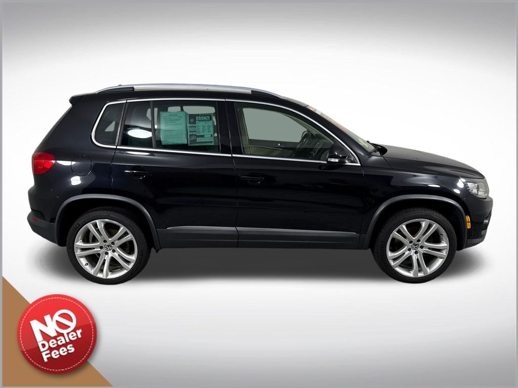 Used 2012  Volkswagen S image 2