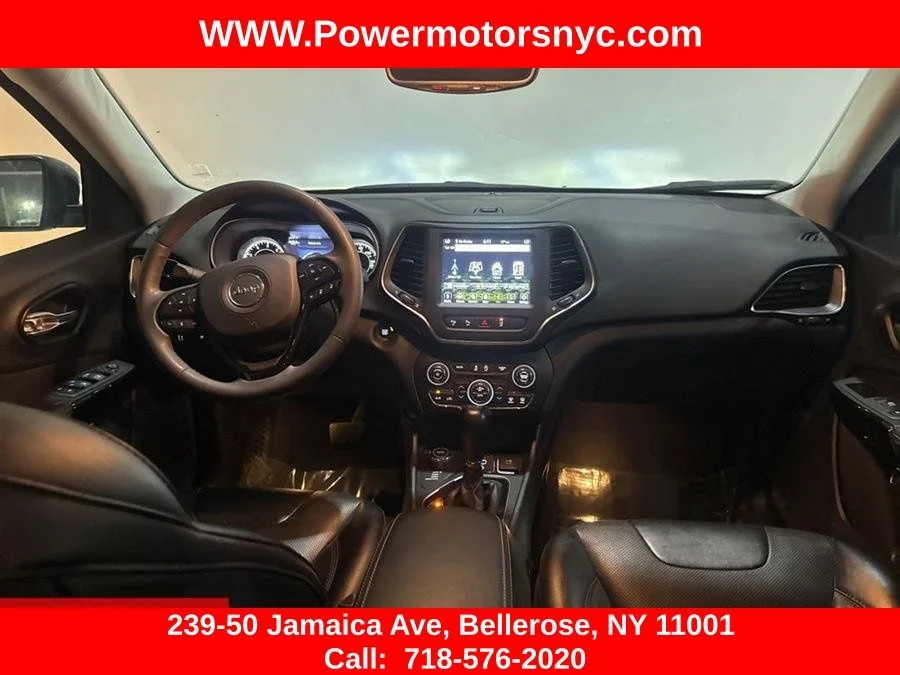 Used 2023 White Jeep Altitude image 20