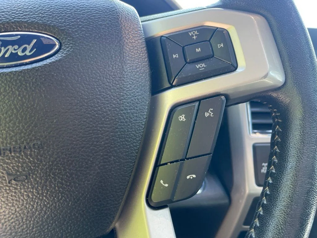 Used 2017 Magnetic Ford Lariat image 14