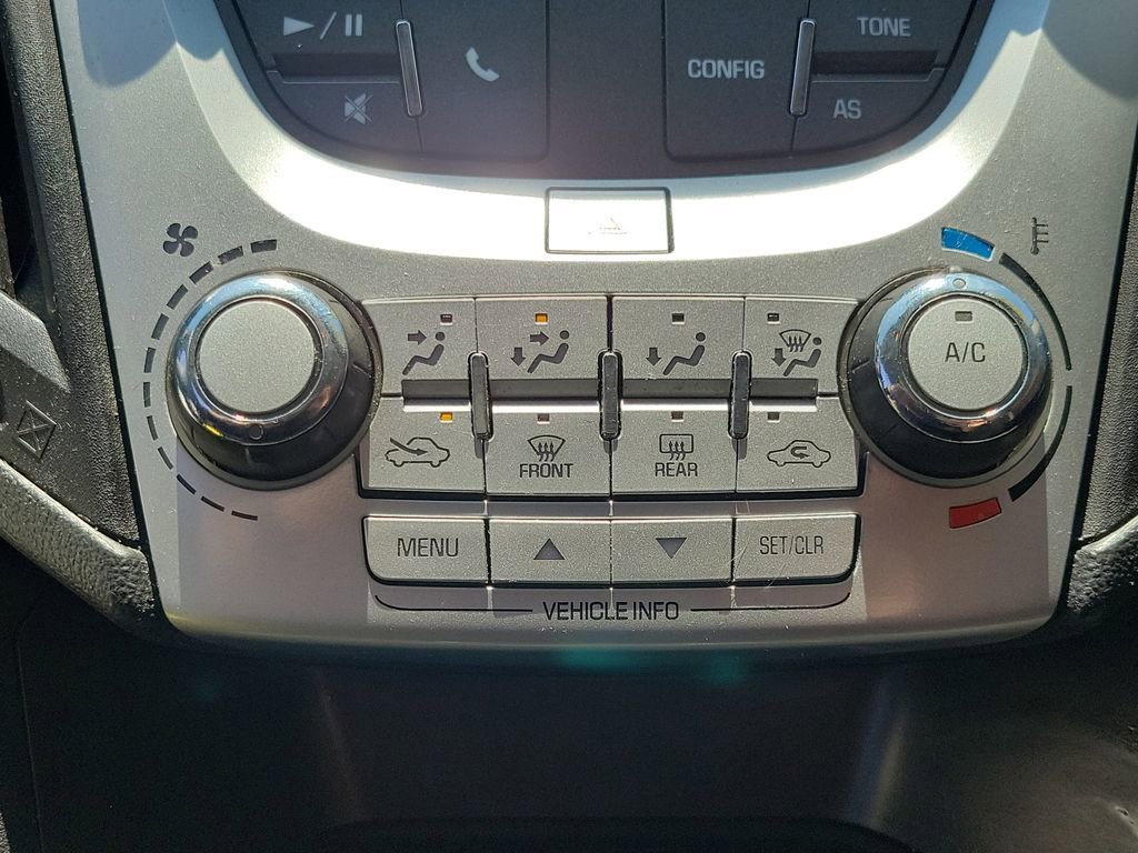 Used 2017 BLUE VELVET METALLIC Chevrolet LT image 27