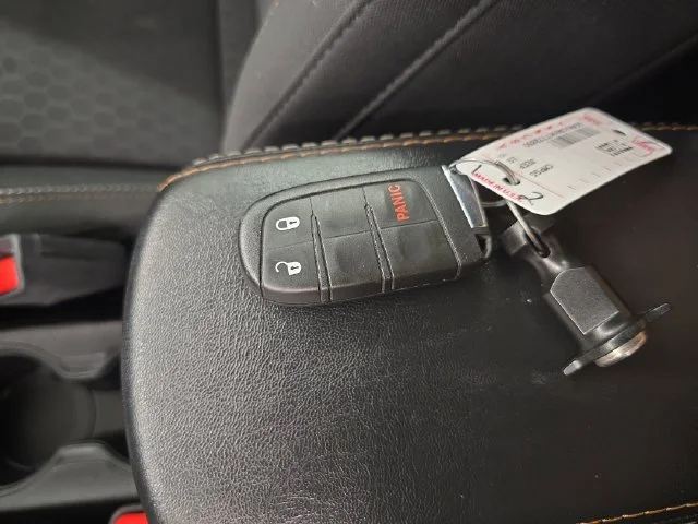 Used 2019 Diamond Black Jeep Sport image 25