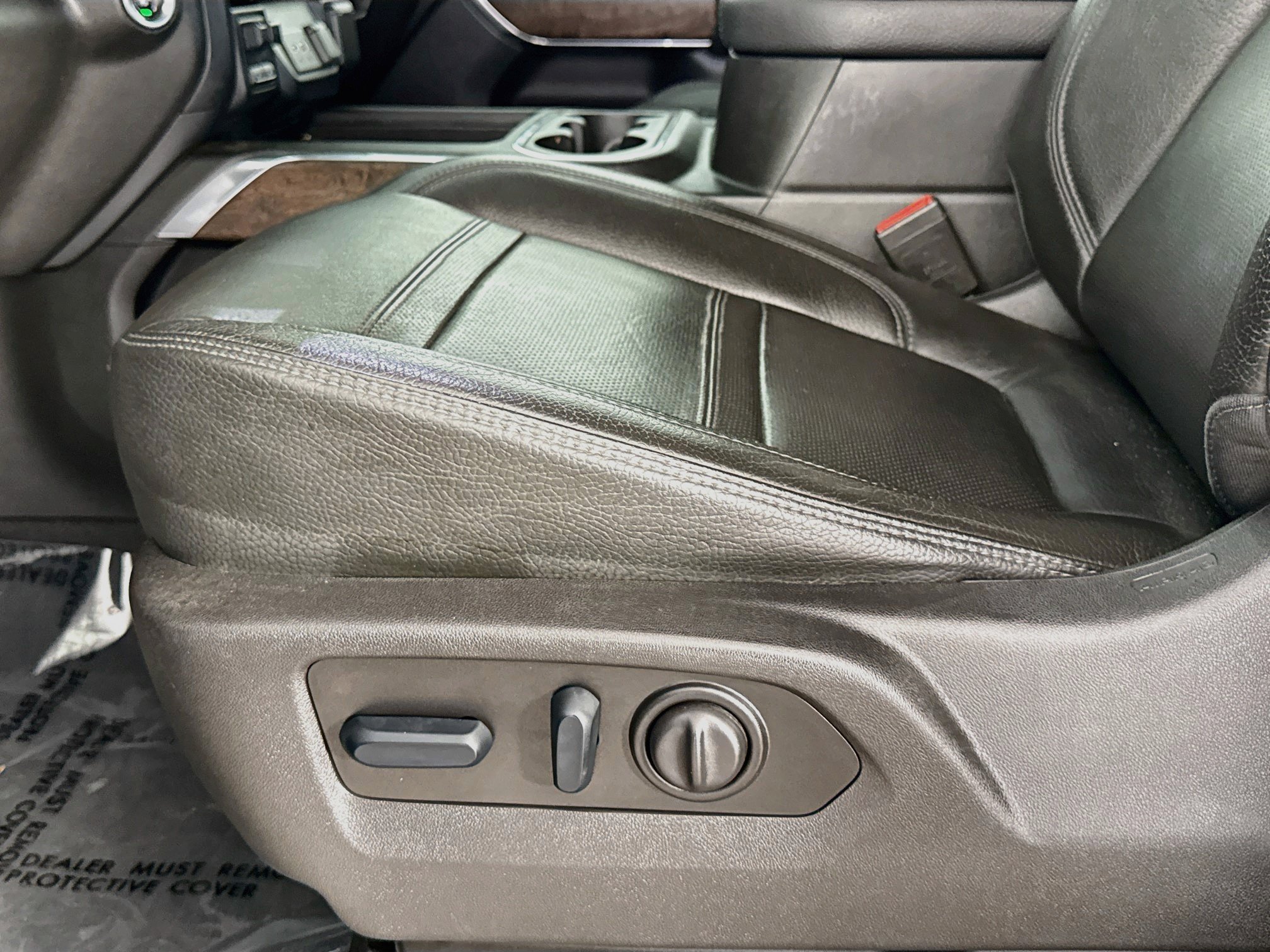 Used 2022 Ebony Twilight Metallic GMC Denali image 22