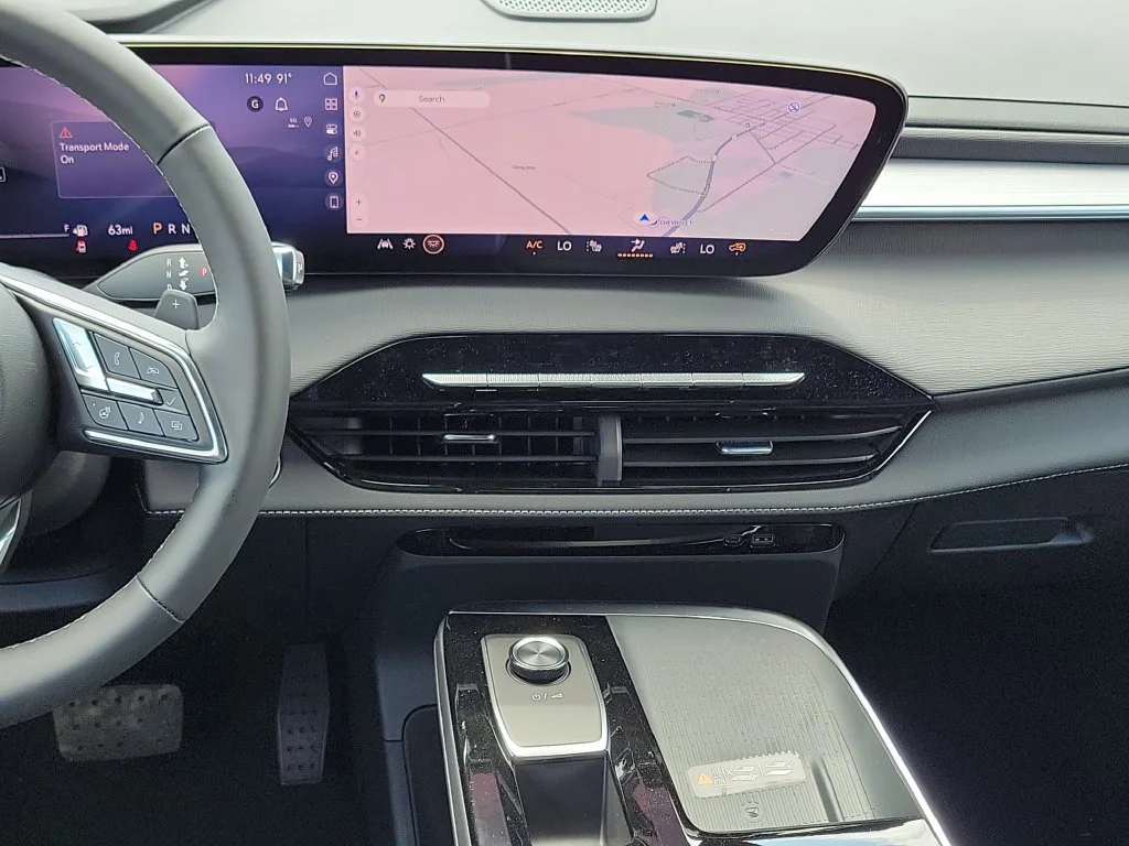 New 2026 Summit White Buick Preferred image 22