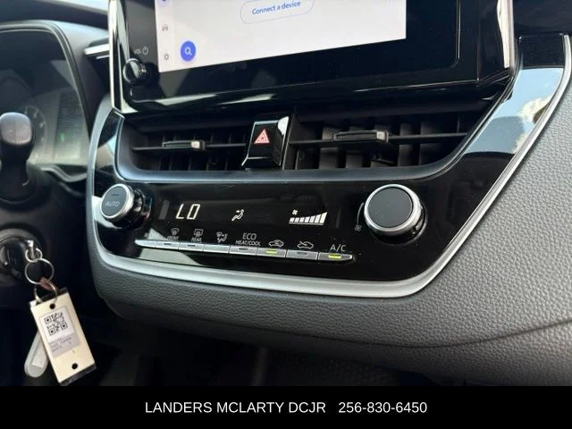 2023 Toyota Corolla LE - Photo 23