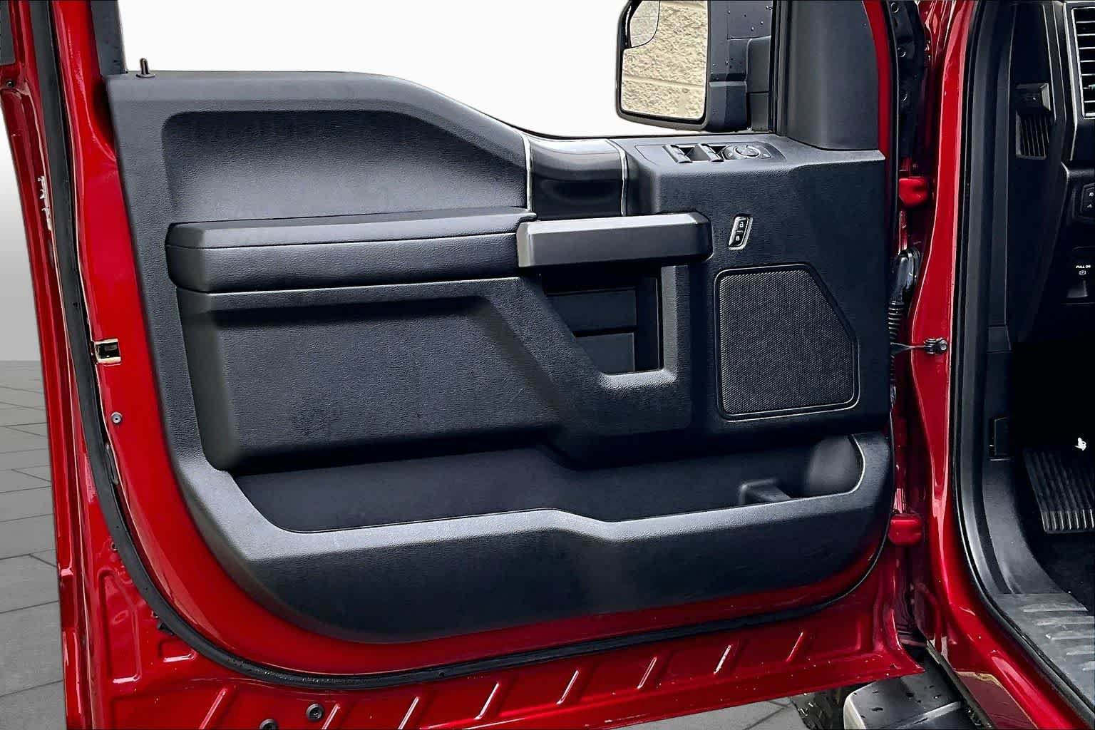 Used 2018 Ruby Red Metallic Tinted Clearcoat Ford XLT image 21
