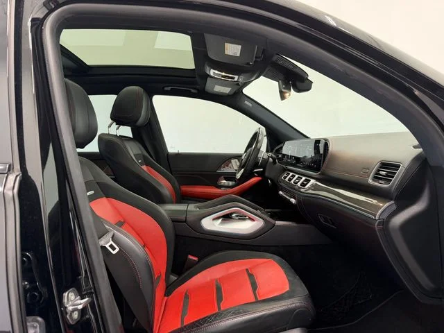 Used 2021 Obsidian Black Metallic Mercedes-Benz GLE 53 AMG® image 17
