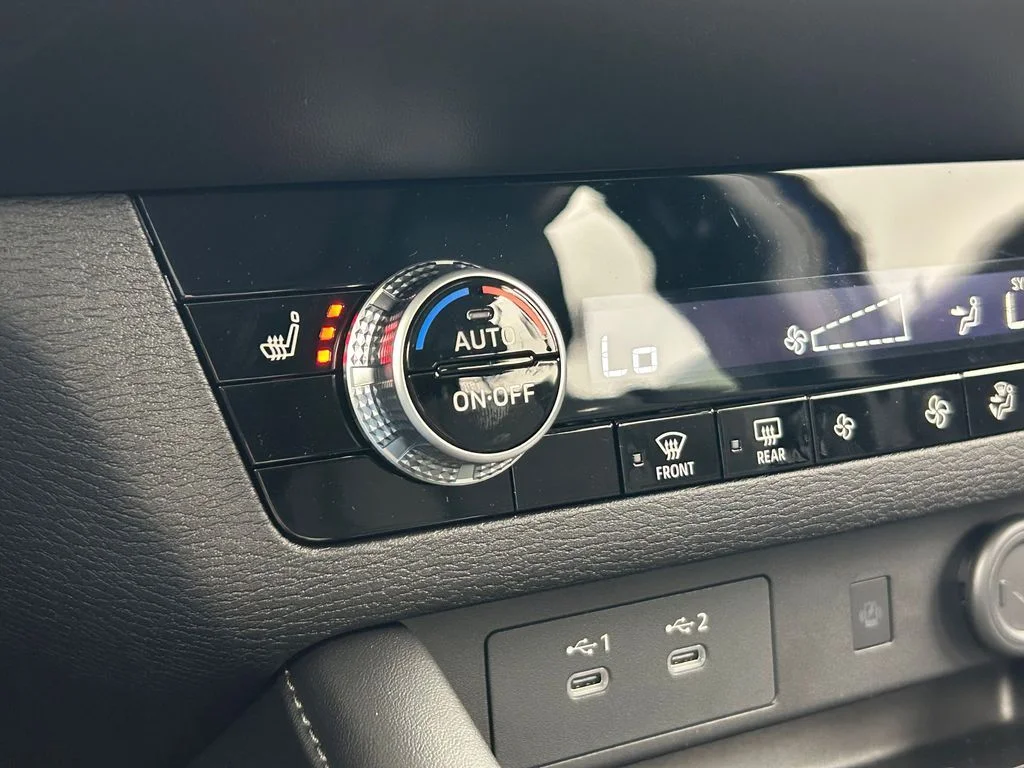 2026 Mitsubishi Outlander SE - Photo 29