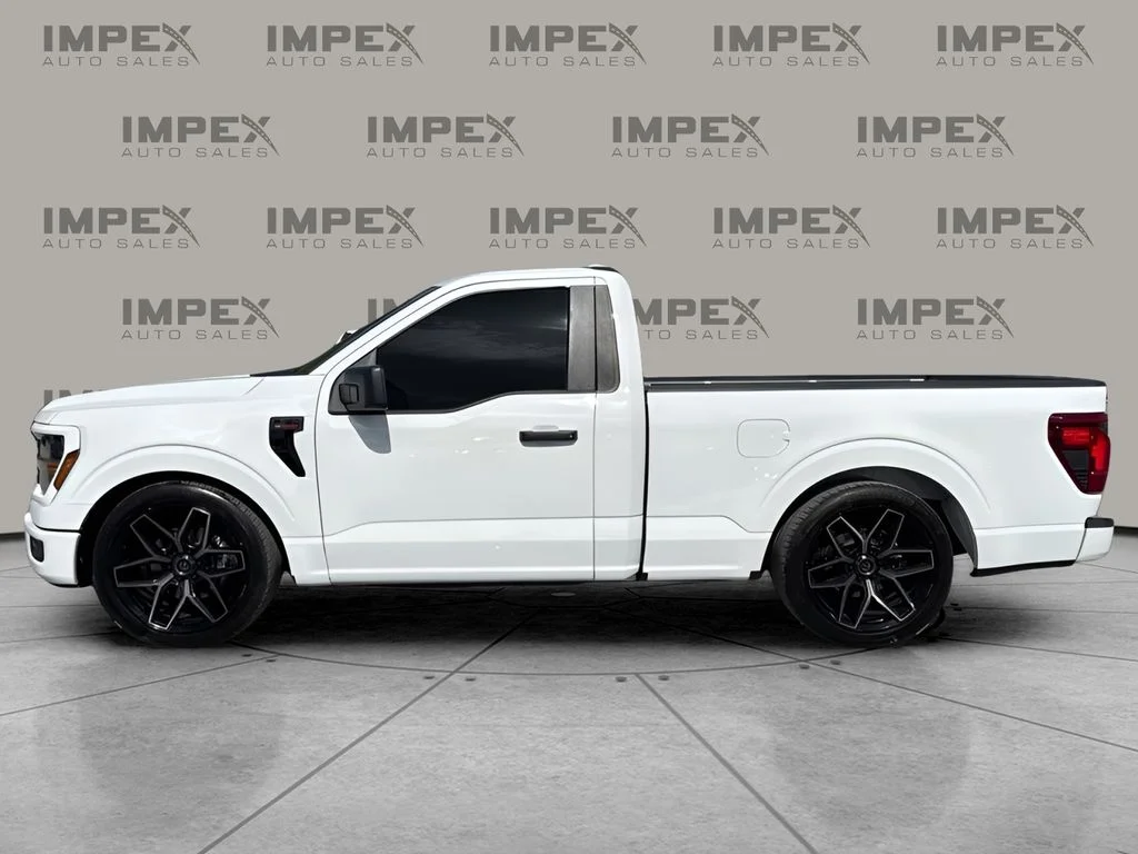 Used 2024 White Ford XL image 2