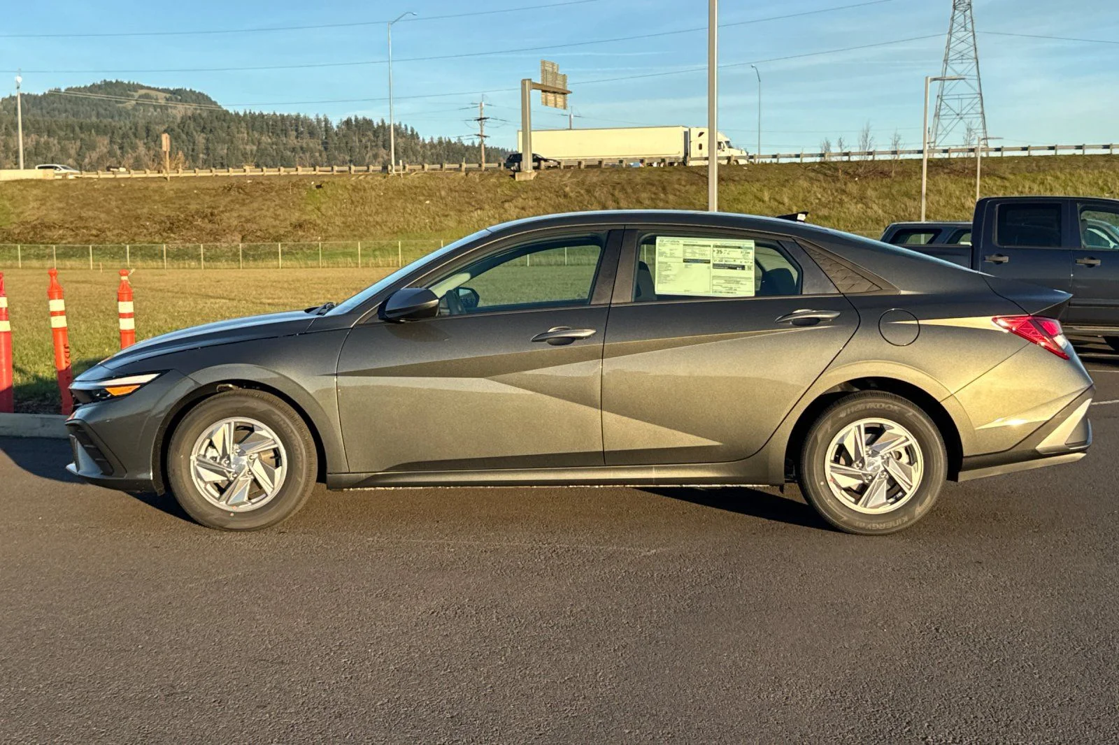 Used 2026 Gray Hyundai SE image 6