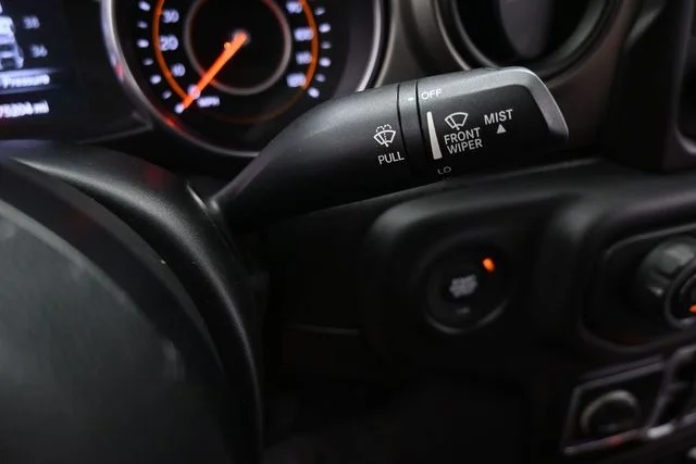 Used 2018 Red Jeep Unlimited Sport S image 20