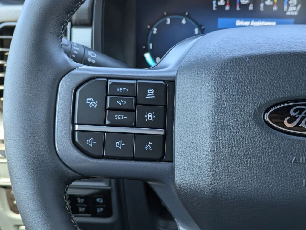 New 2026 Carbonized Gray Metallic Ford Lariat image 27