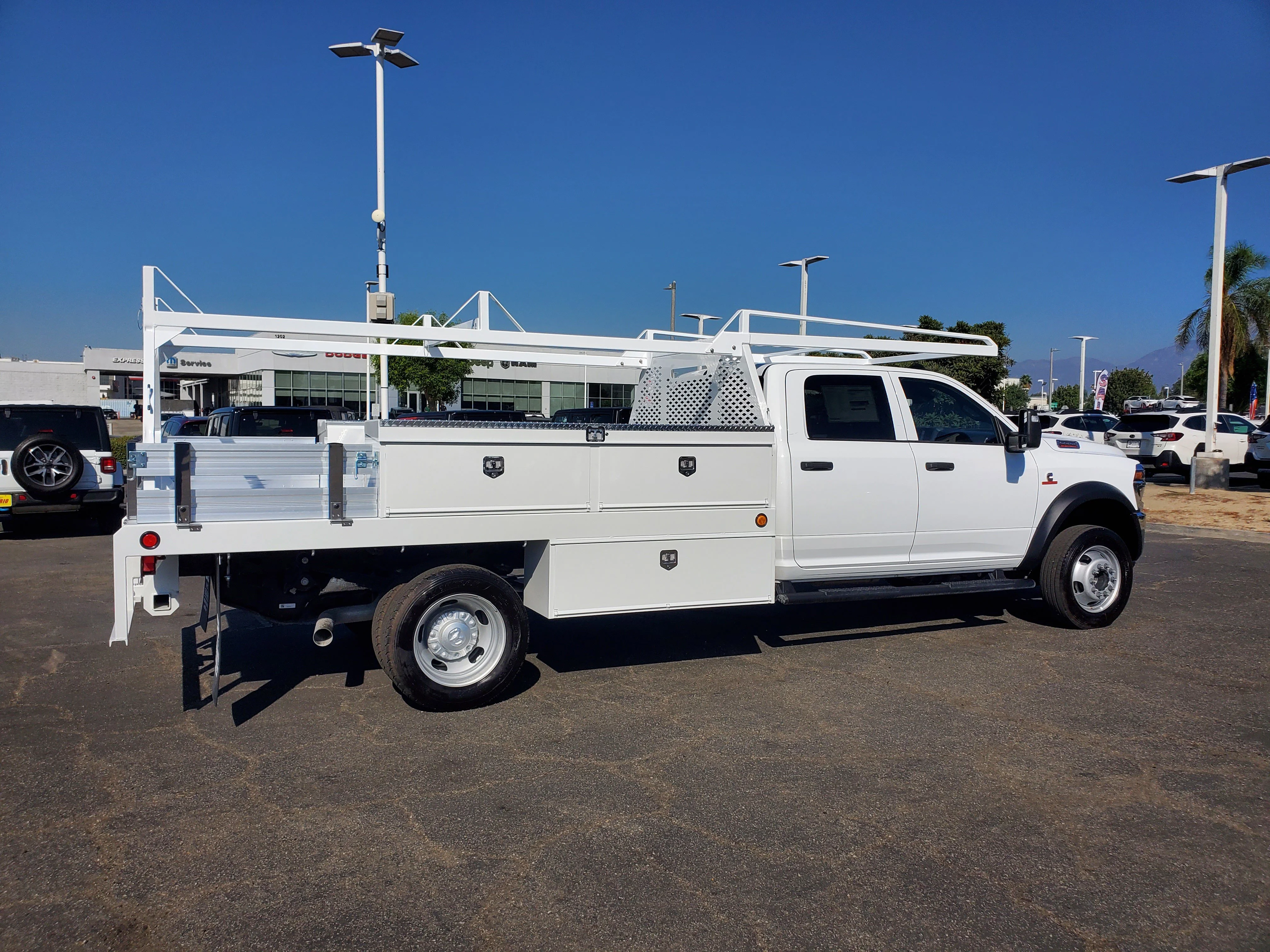 New 2026 Bright White Clearcoat RAM Tradesman image 3