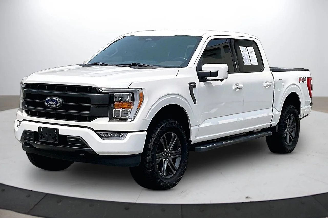 Certified Used 2022 White Ford Lariat image 4