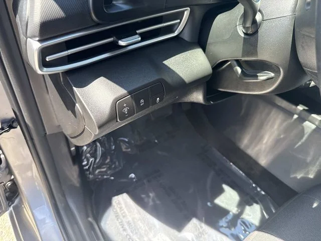Certified Used 2026  Hyundai SE image 17